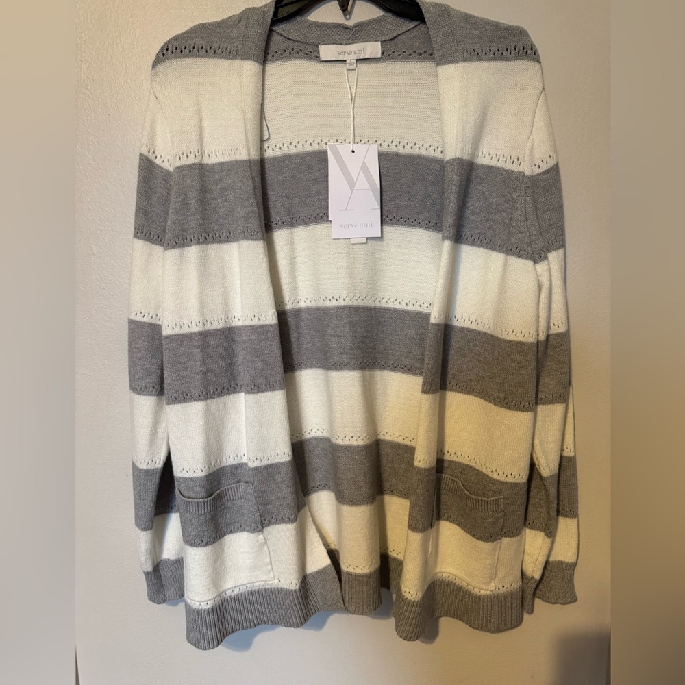Verve Ami Women's Gray and white spring weight Striped Sweater size Large